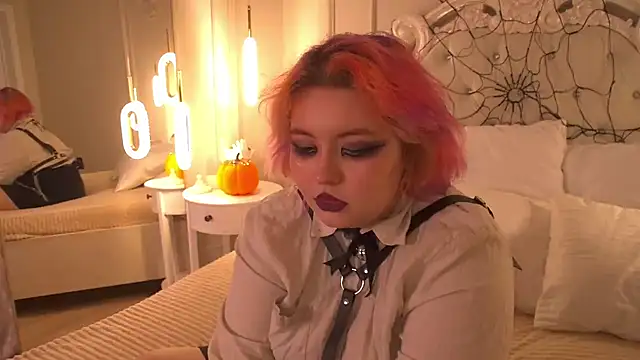 Snapshot of JennyBloom chatting on 11-07-25, 10:04 JennyBloom online show from 11-07-25, 10:04