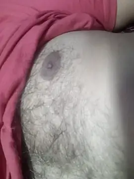 bearslove143 online show from 11-26-25, 02:56