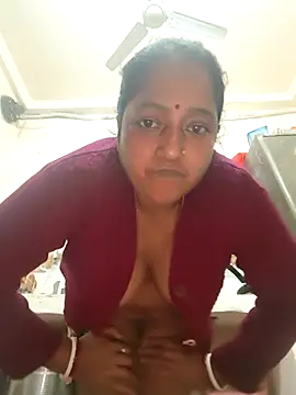 Snapshot of Hot-Sana2 chatting on 11-24-25, 07:02 Hot-Sana2 online show from 11-24-25, 07:02