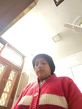 Snapshot of Hot-Sana2 chatting on 12-16-25, 06:29 Hot-Sana2 online show from 12-16-25, 06:29