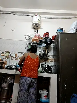 Hot-Sana2 online show from 04-17-26, 06:33