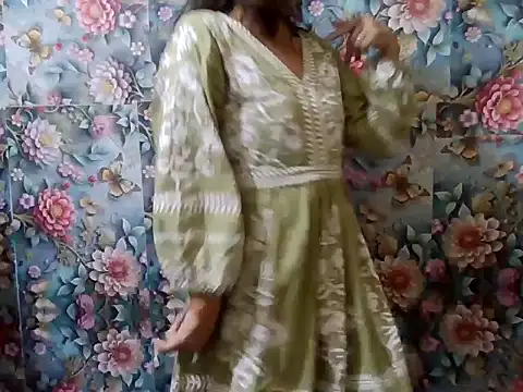 maira 33 online show from 11-07-25, 03:23