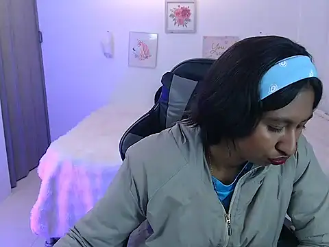 Samanta 777 online show from 04-18-26, 08:18