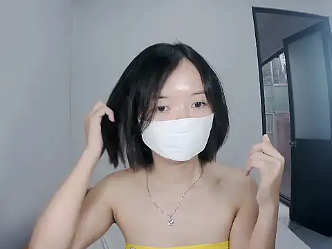 Snapshot of 10tb chatting on 11-13-25, 08:57 10tb online show from 11-13-25, 08:57