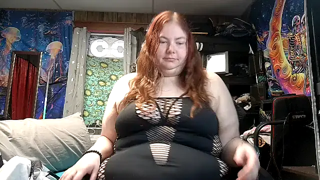 Amberstardusk online show from 11-17-25, 01:06