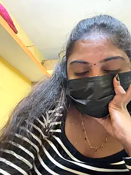 Tamil Hot Varshu online show from 01-06-26, 05:27