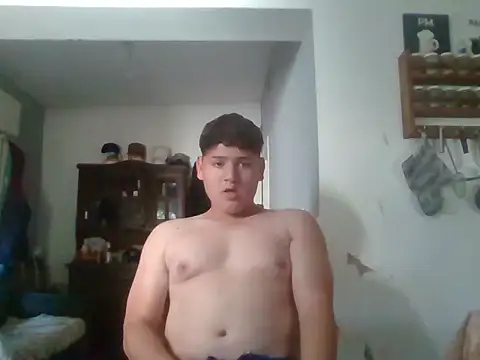 Myboy0020 online show from 03-09-26, 07:29