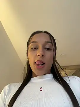 Brunettecollins05 online show from 04-14-26, 10:38