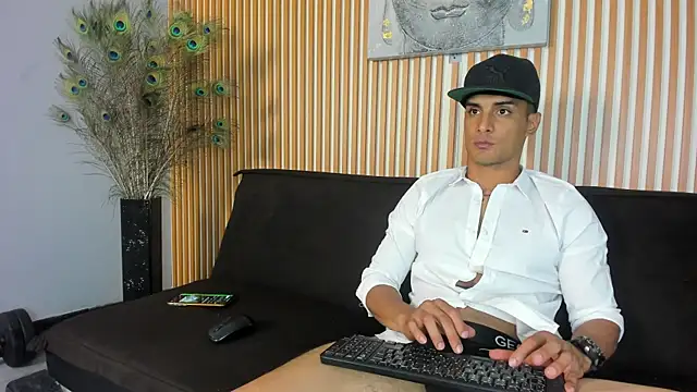 Snapshot of blaze_phoenix chatting on 11-07-25, 03:50 blaze phoenix online show from 11-07-25, 03:50