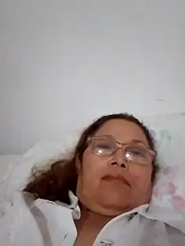 Snapshot of Cessi50 chatting on 02-03-26, 12:53 Cessi50 online show from 02-03-26, 12:53