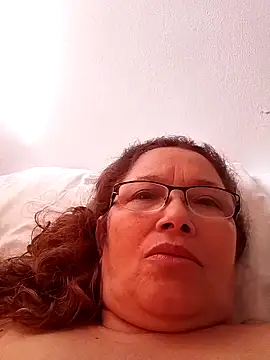 Snapshot of Cessi50 chatting on 02-09-26, 01:48 Cessi50 online show from 02-09-26, 01:48