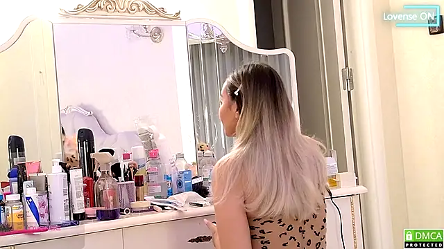 AniaKarenina online show from 11-28-25, 10:34