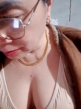 small-house123 online show from 01-16-26, 11:03