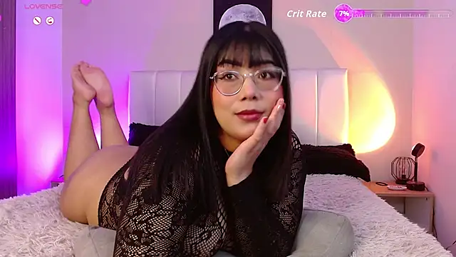 Snapshot of AlexaHart chatting on 11-14-25, 02:43 AlexaHart online show from 11-14-25, 02:43