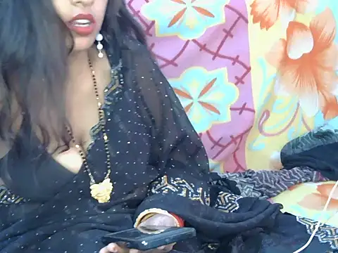 Snapshot of roja-1 chatting on 11-04-25, 08:35 roja-1 online show from 11-04-25, 08:35