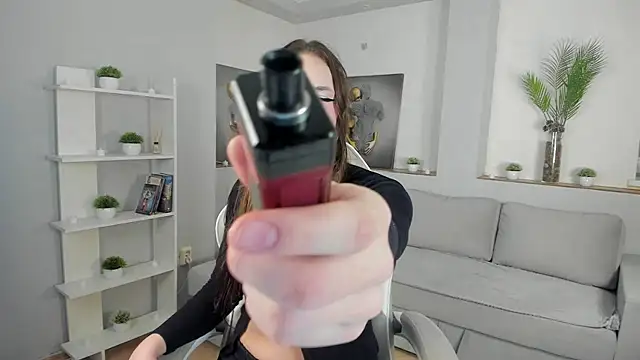 MadisonMongomeri online show from 11-12-25, 09:10