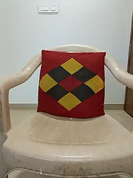 Snapshot of funnyboy_069 chatting on 04-10-26, 02:50 funnyboy 069 online show from 04-10-26, 02:50