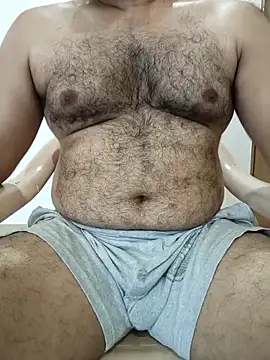 Snapshot of funnyboy_069 chatting on 04-12-26, 05:45 funnyboy 069 online show from 04-12-26, 05:45