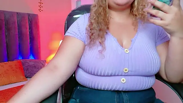 Sweet Rosee  online show from 11-25-25, 01:44