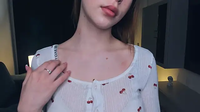 MerlePalaia online show from 11-18-25, 08:13