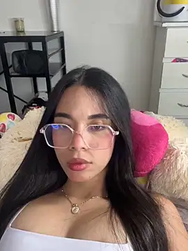 Milleradhara24 online show from 04-18-26, 02:48