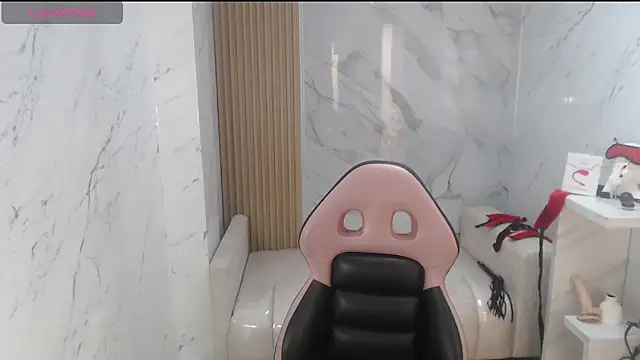 Snapshot of gabriella_storm_tf chatting on 04-12-26, 01:27 gabriella storm tf online show from 04-12-26, 01:27