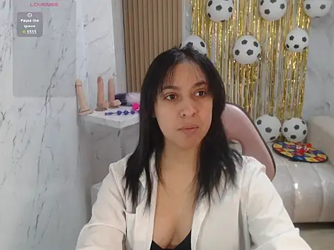 Snapshot of gabriella_storm_tf chatting on 07-06-26, 01:08 gabriella storm tf online show from 07-06-26, 01:08
