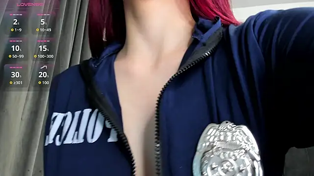 ScarletFlamee online show from 11-10-25, 08:41