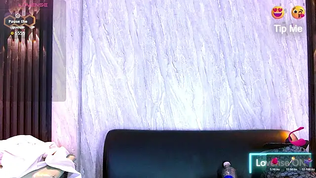 CriisBrown  online show from 01-14-26, 10:21