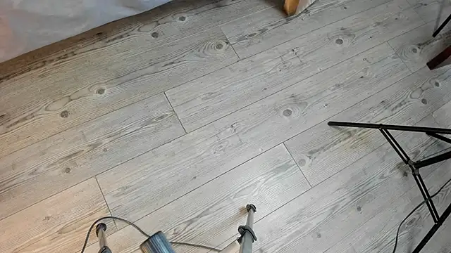 Snapshot of kendra_london chatting on 01-13-26, 11:15 kendra london online show from 01-13-26, 11:15