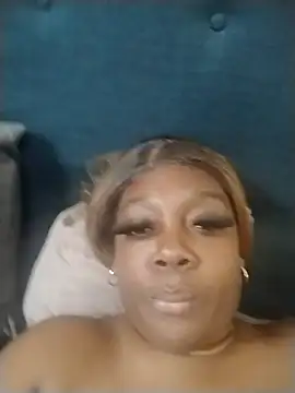 BiancaClarkson online show from 11-05-25, 05:02