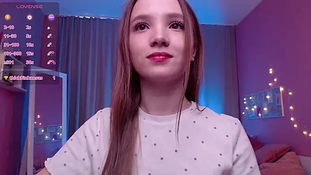 Adria Arjona online show from 02-25-26, 07:40