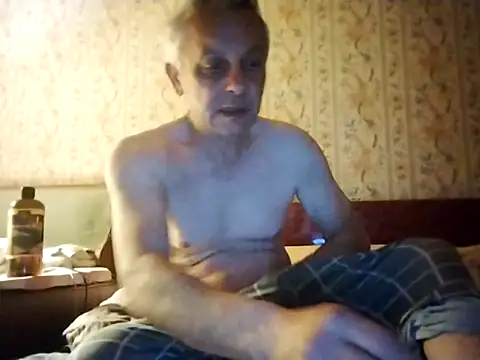 Snapshot of Naturi6 chatting on 05-19-26, 12:49 Naturi6 online show from 05-19-26, 12:49