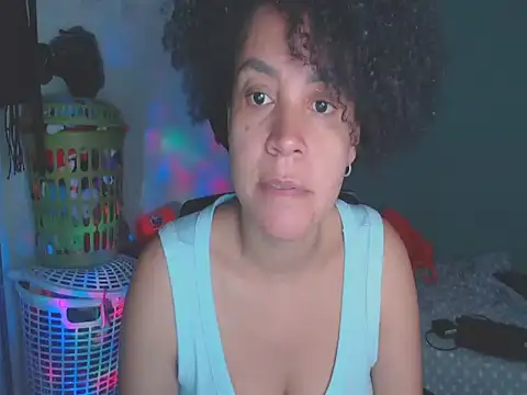 Snapshot of shayna_cute chatting on 06-16-26, 12:13 shayna cute online show from 06-16-26, 12:13