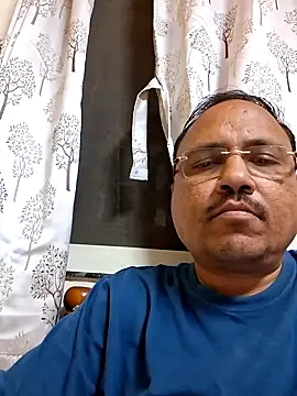 suraj696 online show from 11-13-25, 06:07