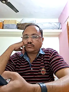 suraj696 online show from 11-17-25, 04:24