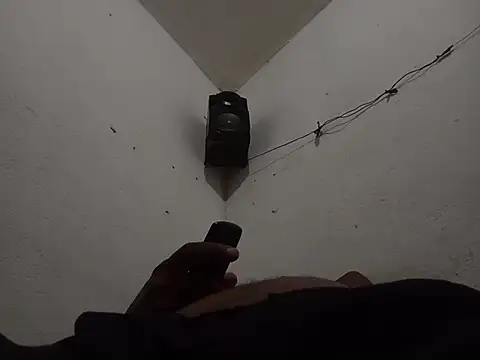 Snapshot of negrocomomisuerte chatting on 11-05-25, 08:03 negrocomomisuerte online show from 11-05-25, 08:03