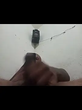 Snapshot of negrocomomisuerte chatting on 11-06-25, 10:05 negrocomomisuerte online show from 11-06-25, 10:05