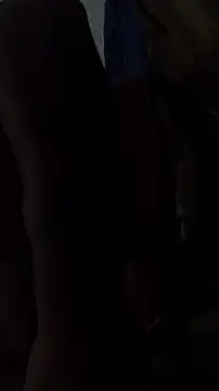 Snapshot of negrocomomisuerte chatting on 11-28-25, 04:15 negrocomomisuerte online show from 11-28-25, 04:15