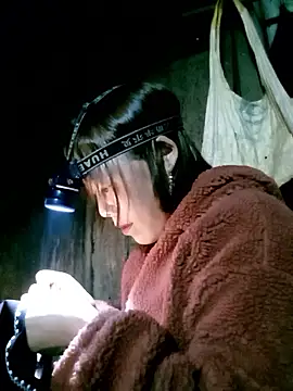 Snapshot of Sara_pusyy chatting on 01-11-26, 01:21 Sara pusyy online show from 01-11-26, 01:21