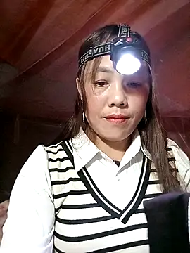 Snapshot of Sara_pusyy chatting on 03-14-26, 12:32 Sara pusyy online show from 03-14-26, 12:32