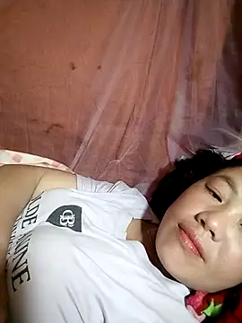 Snapshot of Sara_pusyy chatting on 03-21-26, 08:23 Sara pusyy online show from 03-21-26, 08:23