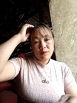 Snapshot of Sara_pusyy chatting on 04-13-26, 05:02 Sara pusyy online show from 04-13-26, 05:02