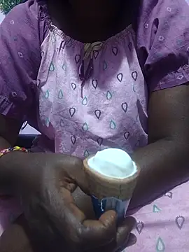 hyd couple7878 online show from 04-10-26, 03:28