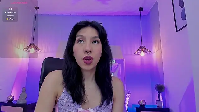 zoe-moreau online show from 03-25-26, 07:42