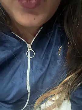 Snapshot of Angel-pune001 chatting on 12-17-25, 12:22 Angel-pune001 online show from 12-17-25, 12:22