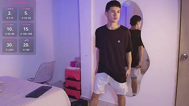 Eiden Blake online show from 03-12-26, 01:45