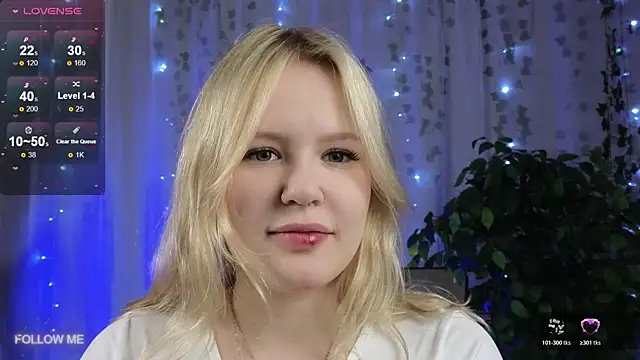 Mila wxw online show from 11-12-25, 12:27