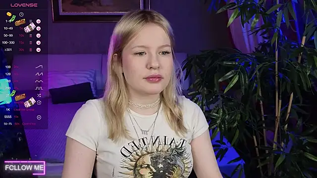 Mila wxw online show from 11-22-25, 12:15