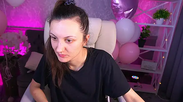 ZafiraMoonn online show from 02-21-26, 02:23